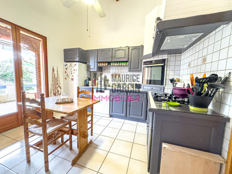 Maison traditionnelle - 115 m² - 5 pièces