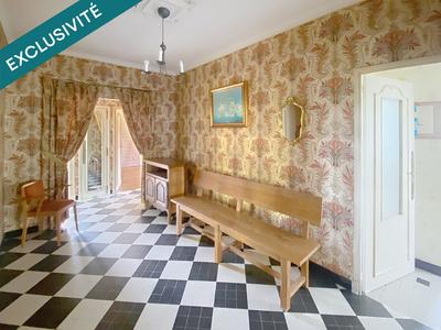 Maison - 240 m² - 8 pièces