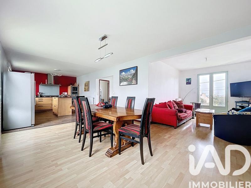 Maison - 102 m² - 5 pièces