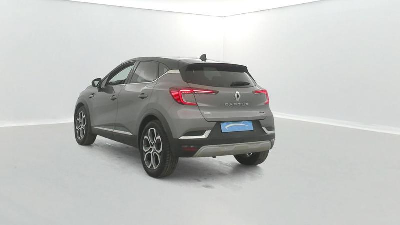 Renault Captur E-Tech full hybrid 145 Techno fast track