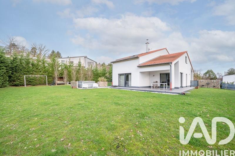 Maison de maîtres - 214 m² - 9 pièces