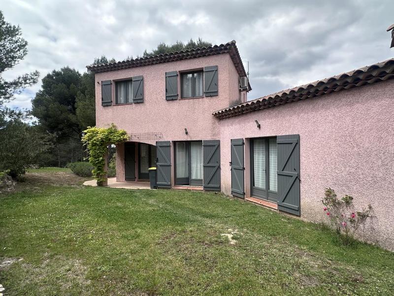 Propriété - 165 m² - 5 pièces