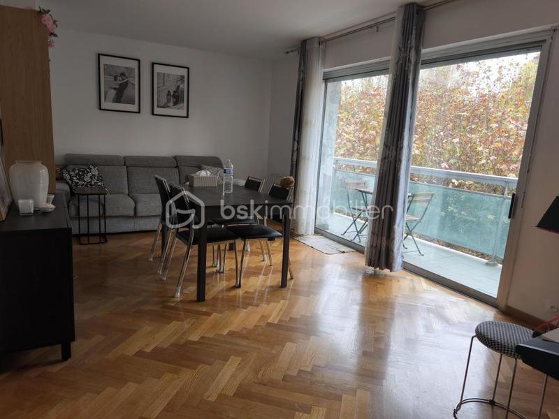 Appartement - 94 m² - 4 pièces