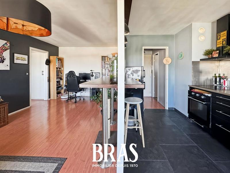 Appartement - 49 m² - 2 pièces