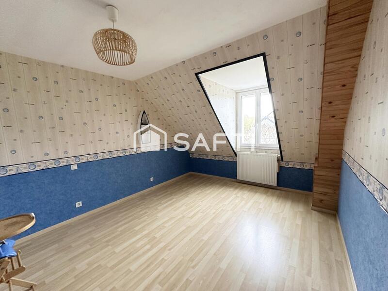 Maison - 196 m² - 8 pièces