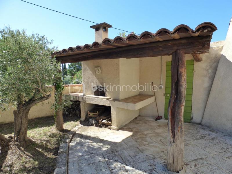 Maison traditionnelle - 85 m² - 4 pièces