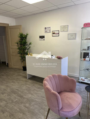 Local commercial - 43 m² - 2 pièces