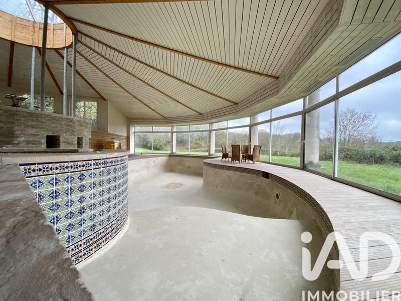 Maison - 502 m² - 13 pièces