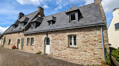 Maison - 200 m² - 7 pièces
