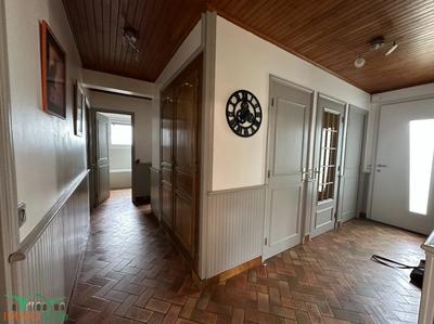 Pavillon - 127 m² - 8 pièces