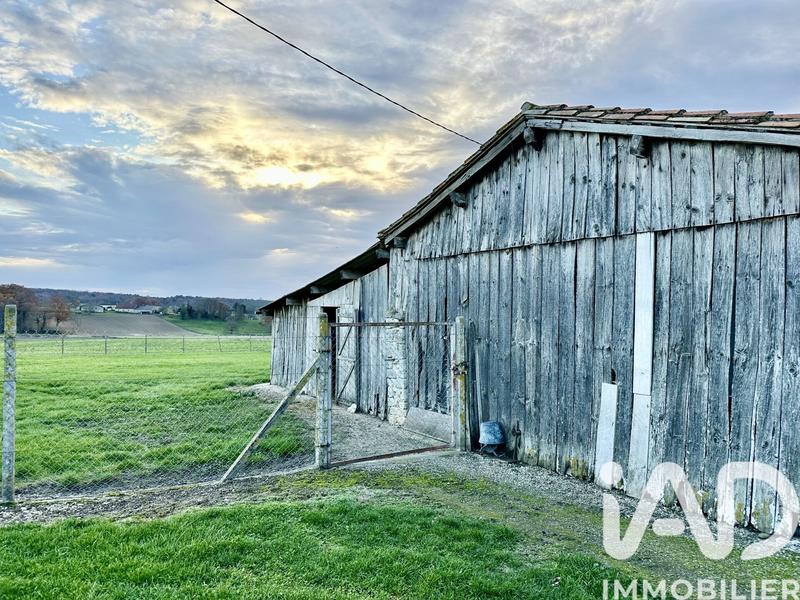 Maison - 271 m² - 10 pièces