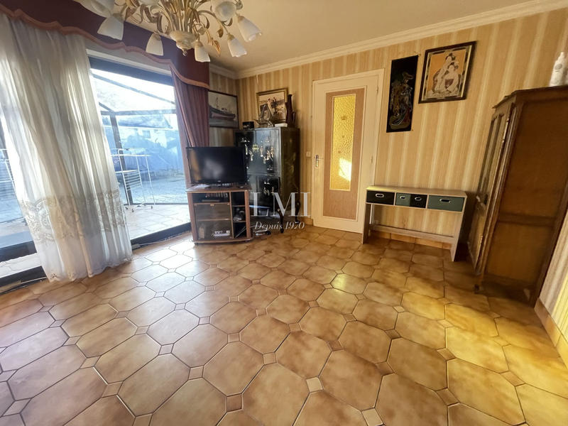 Maison - 115 m² - 10 pièces