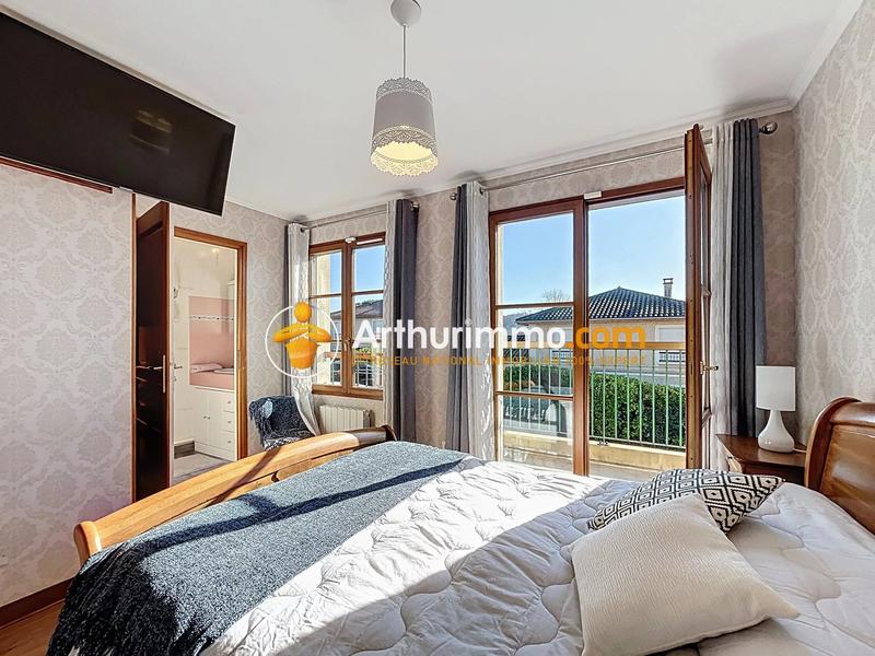 Maison - 111 m² - 5 pièces