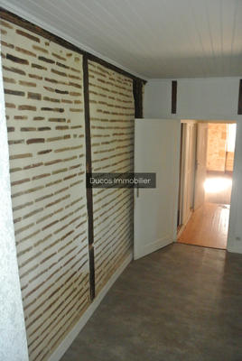 Maison - 230 m² - 7 pièces