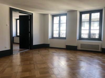 Appartement - 83 m² - 3 pièces