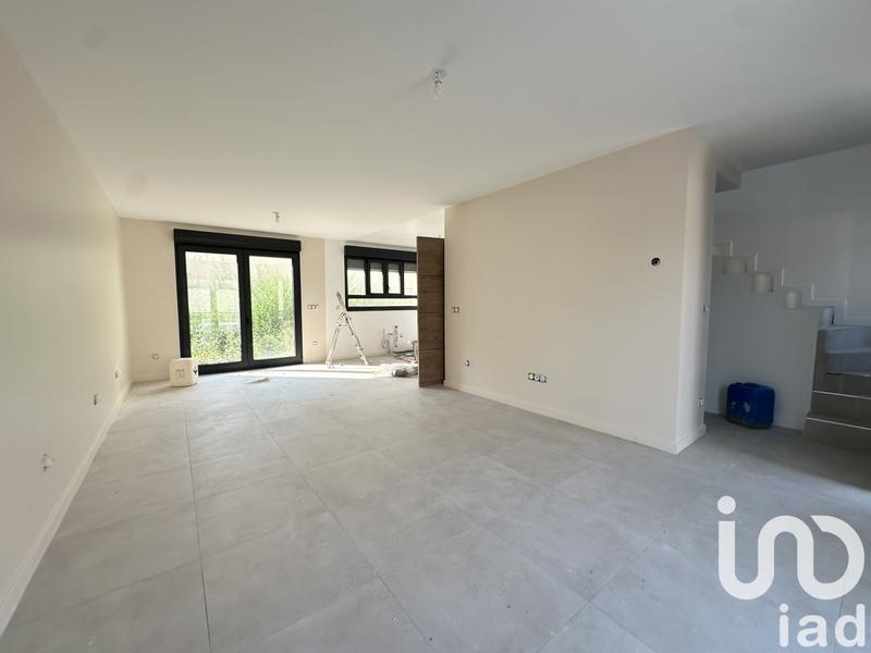 Maison - 83 m² - 4 pièces