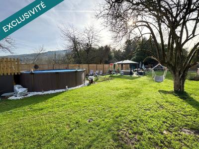 Maison - 181 m² - 7 pièces