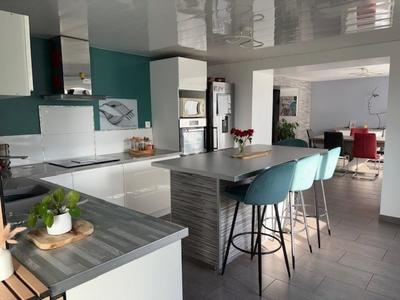 Maison - 150 m² - 6 pièces