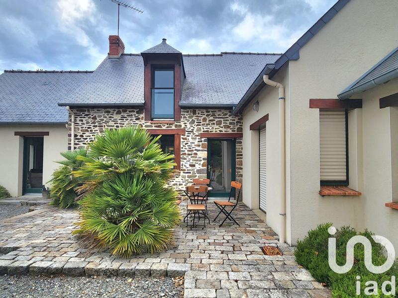 Maison - 306 m² - 10 pièces