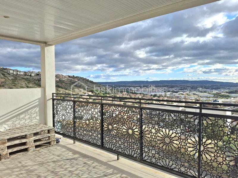 Maison - 146 m² - 5 pièces