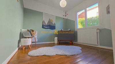 Maison - 96 m² - 4 pièces