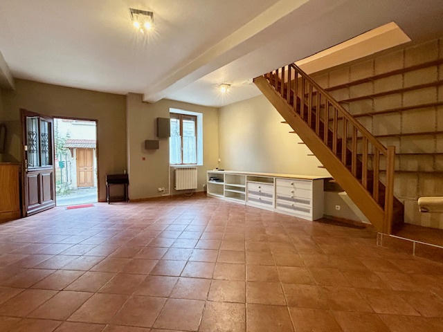 Maison de village - 90 m² - 5 pièces