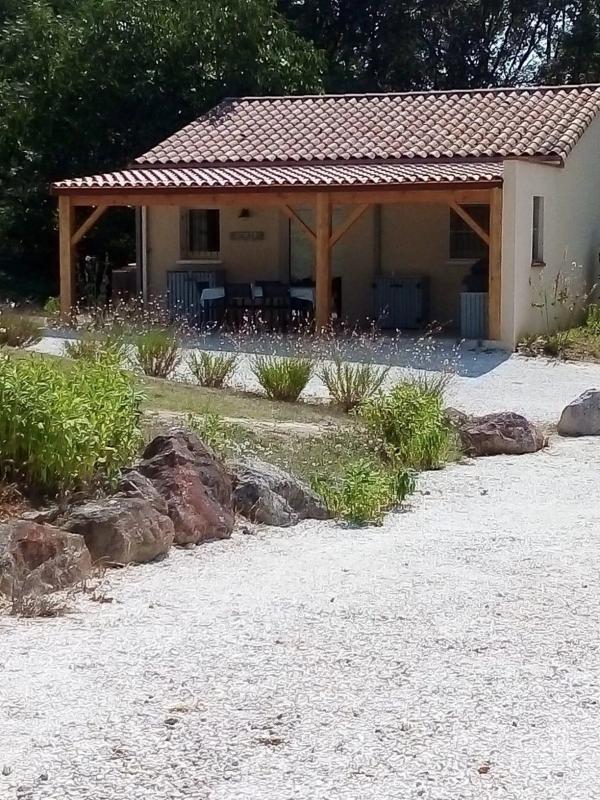 Maison - 185 m² - 11 pièces