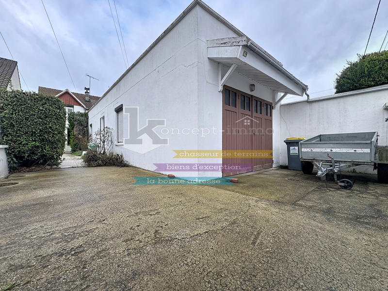 Maison - 95 m² - 4 pièces