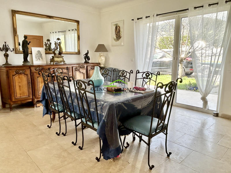 Maison - 257 m² - 6 pièces