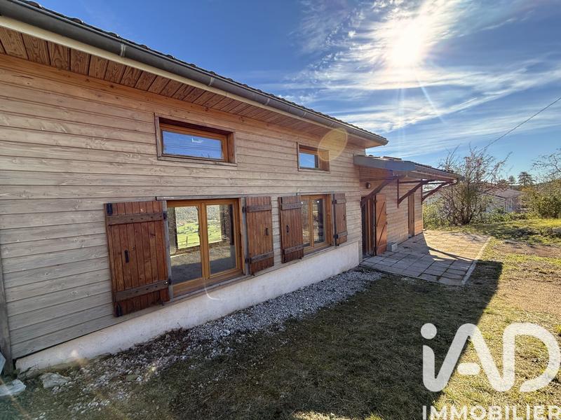 Maison - 90 m² - 4 pièces