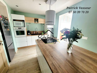 Maison - 93 m² - 5 pièces