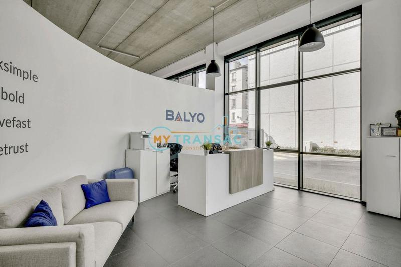 Local d'activité / Entrepôt - 3 292 m²