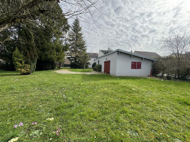 Maison - 166 m² - 8 pièces