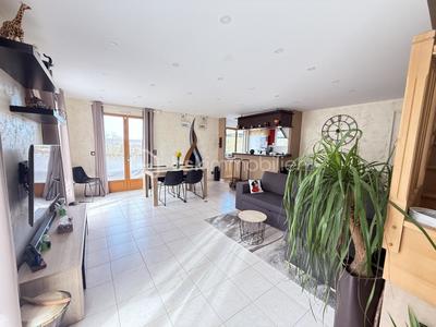 Propriété - 150 m² - 5 pièces