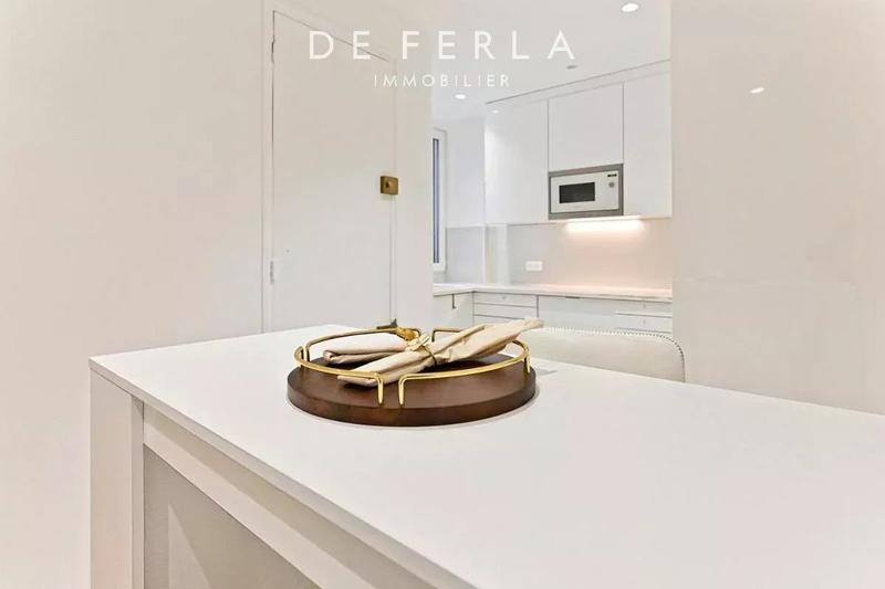 Appartement - 110 m² - 5 pièces