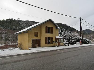 Maison - 84 m² - 4 pièces