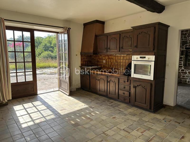 Propriété - 336 m² - 13 pièces