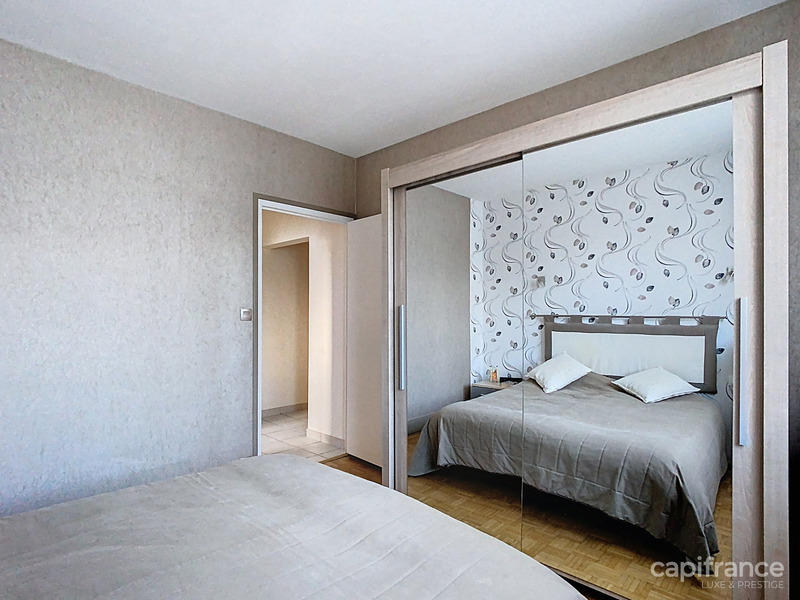 Maison - 96 m² - 5 pièces