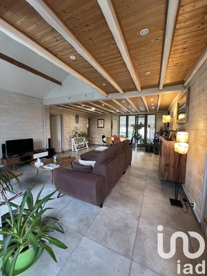 Maison - 142 m² - 5 pièces