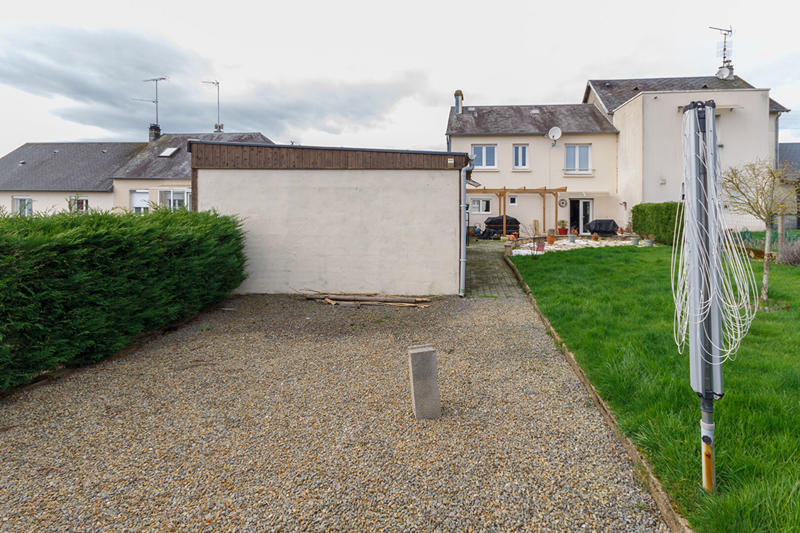 Maison - 100 m² - 6 pièces