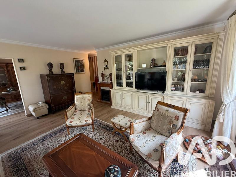 Appartement - 117 m² - 5 pièces