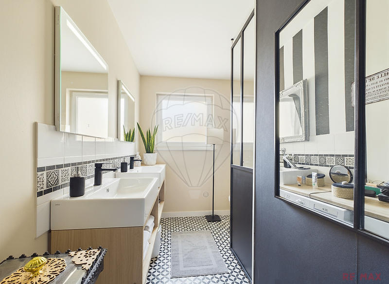 Appartement - 87 m² - 3 pièces