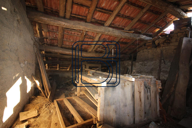 Maison - 90 m² - 7 pièces