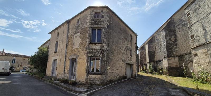 Maison en pierre - 115 m² - 4 pièces