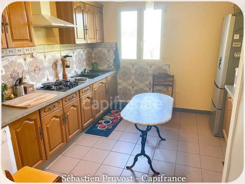 Maison - 177 m² - 8 pièces