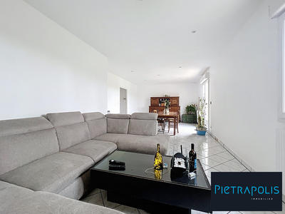 Maison - 93 m² - 4 pièces