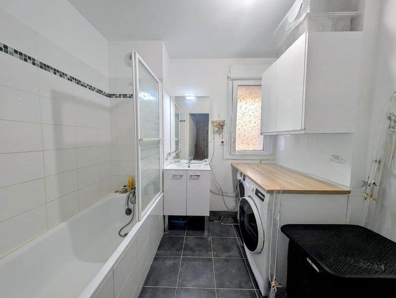 Appartement - 85 m² - 4 pièces