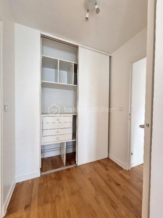 Appartement - 75 m² - 4 pièces