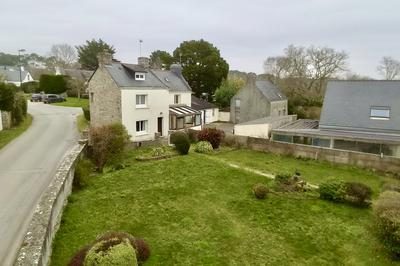 Maison traditionnelle - 95 m² - 5 pièces