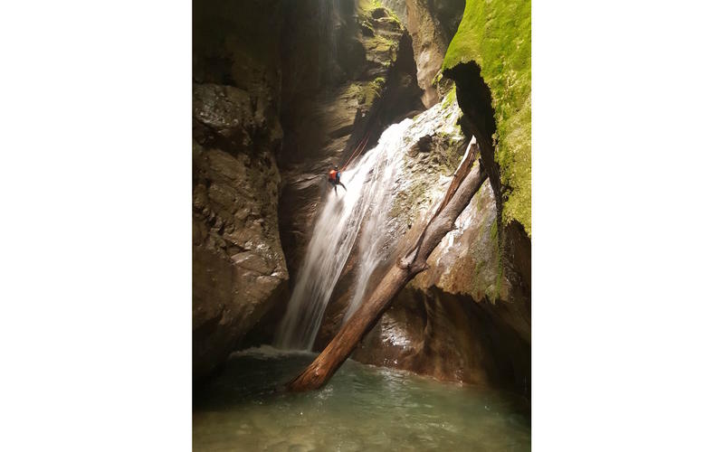 Canyon famille avec Mendi Gaiak